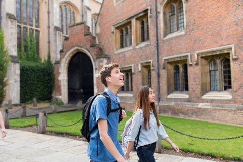 Apprendre l'anglais dans un collèges au Royaume-uni